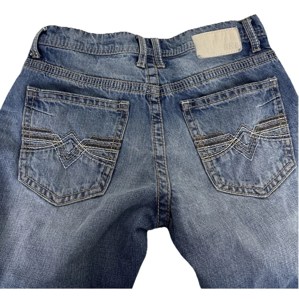 BKE Jeans Men 31X32 Jake Straight‎ Leg Denim Thick Stitch Cowboy Whiskering